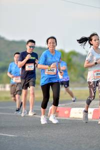 BIB: 9142, 914
                            <button type="button" onclick="openModal(3447874)" class="btn btn-primary btn-sm float-right btn-popup" data-toggle="modal" data-target=".modal-high-quality">
                        <i class="fas fa-shopping-cart"></i> Add to Cart
                    </button>
                                            <button type="button" onclick="isThisMe(3447874, true)" class="btn btn-success btn-sm float-right btn-popup btn-isme hidden" data-toggle="tooltip" data-placement="bottom" title="นี่คือรูปของคุณใช่ไหม คลิกที่นี่เพื่อเอาเข้าอัลบั้ม">
                        <i class="fas fa-plus"></i> Add to album
                    </button>
                    <button type="button" onclick="isThisMe(3447874, false)" class="btn btn-warning btn-sm float-right btn-popup btn-isnotme hidden">
                        <i class="fas fa-ban"></i> Remove from album
                    </button>